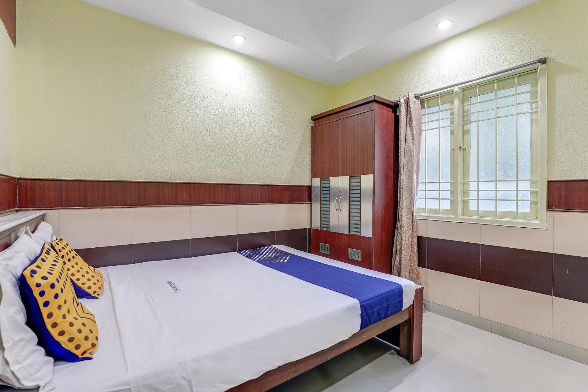Hotel Spot On 77468 Kunkumam Residency Chennai